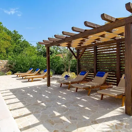 Maya Krk Tatil Evi *